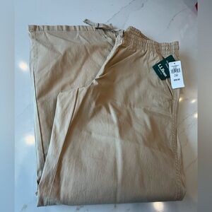 NWT LL Bean women’s pants 6P